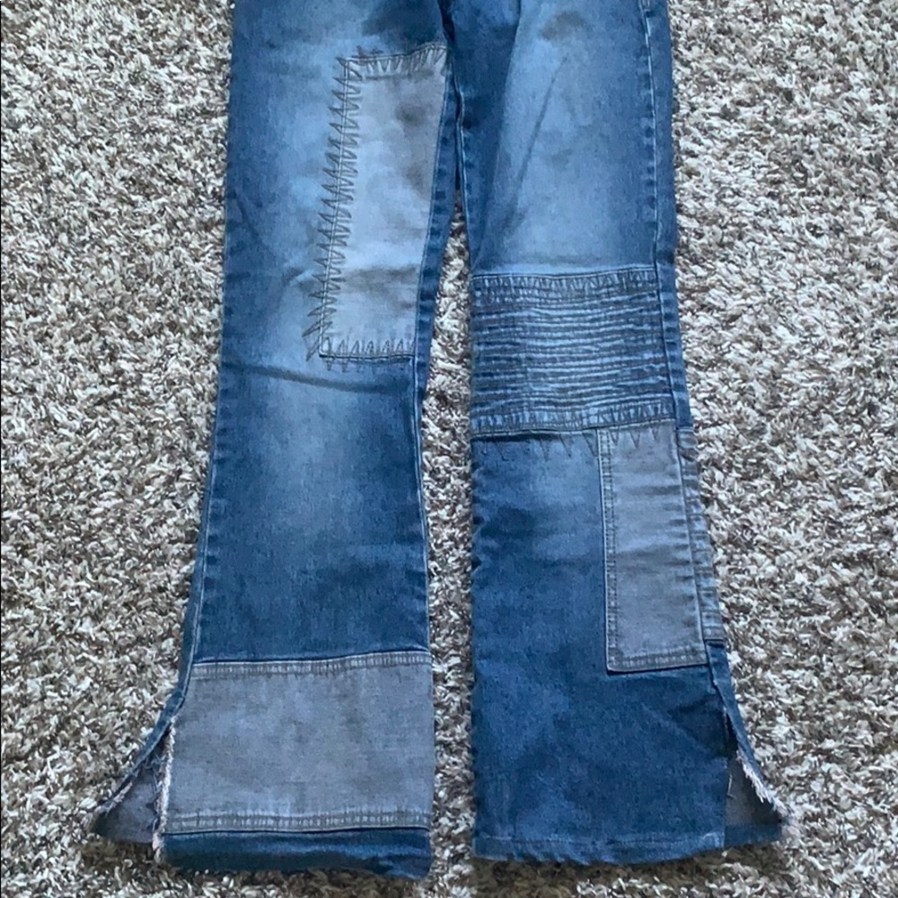 Jean - Picture 2 of 4